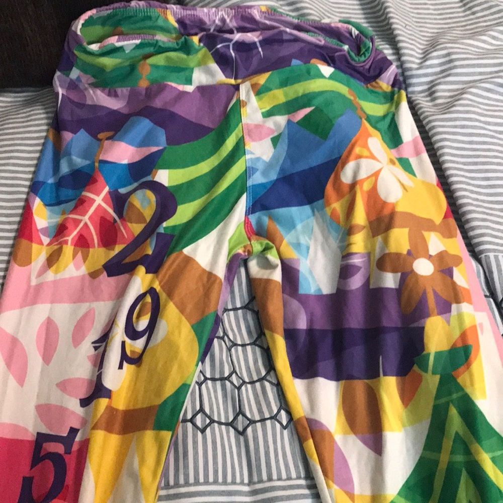 Disney Parks It’s a Small World Leggings Small